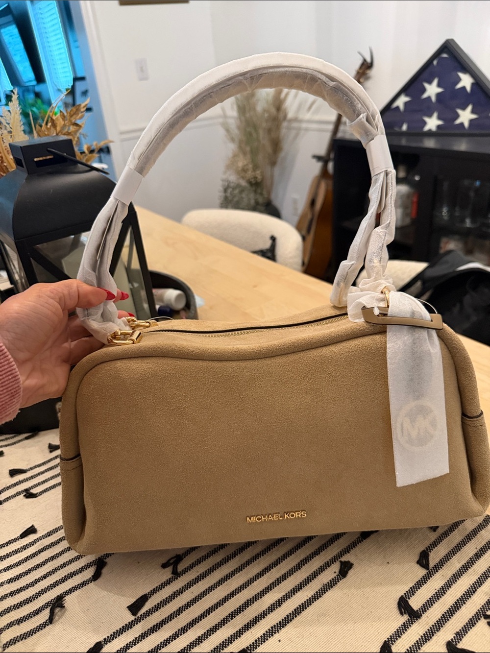 Michael Kors CECILY MEDIUM SUEDE
SHOULDER Bag